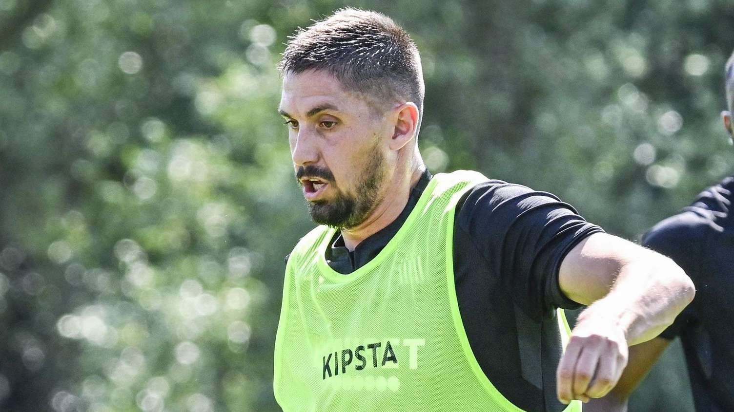 球队在早早 球队在早早