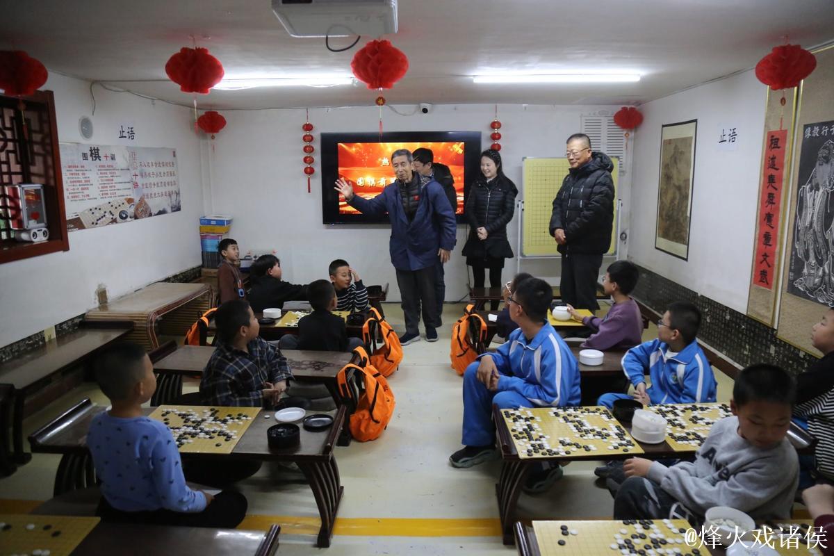 恒山脚下对弈再现围棋魅力 “晚报杯”首次巅峰对决浑源落子 恒山脚下对弈再现围棋魅力 “晚报杯”首次巅峰对决浑源落子